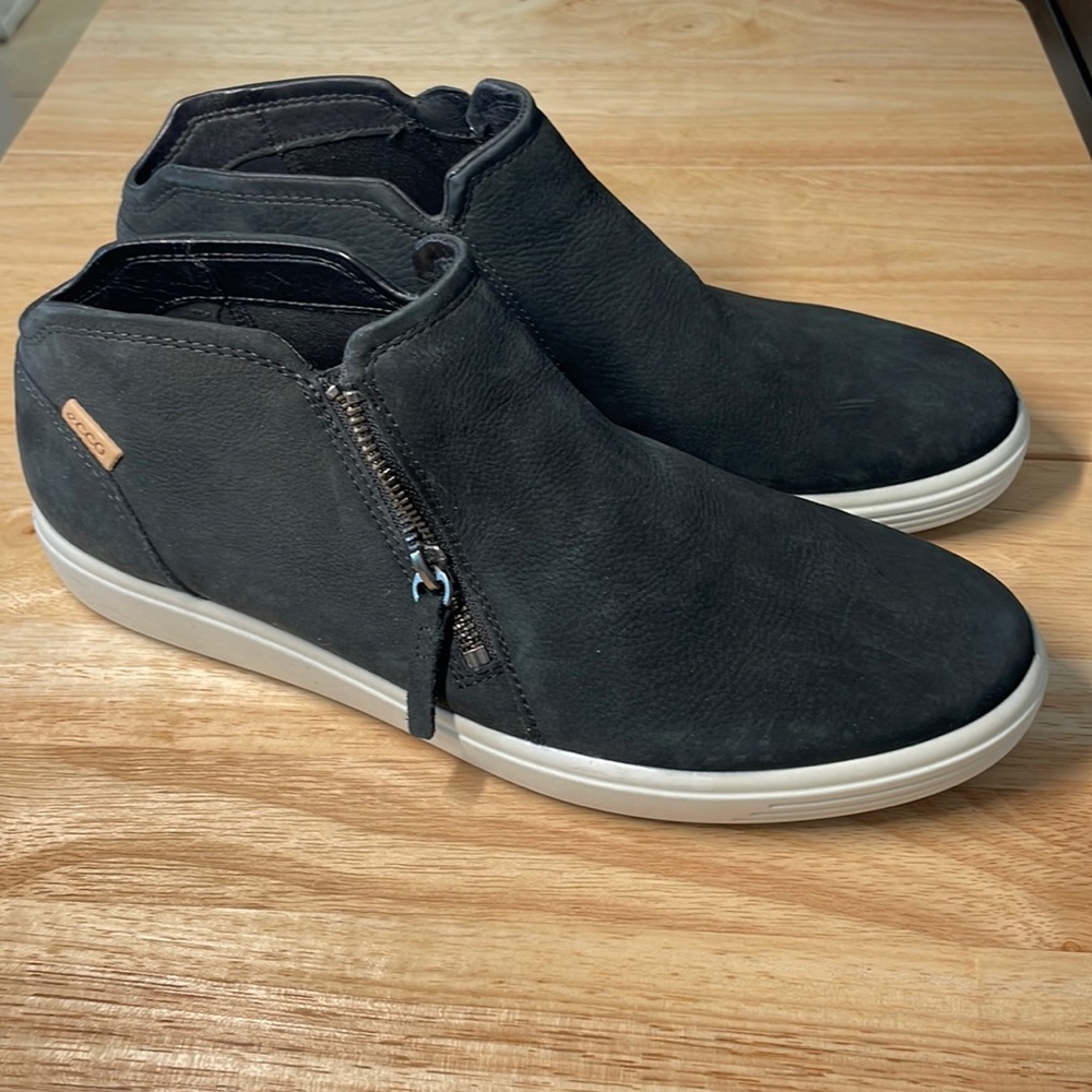 Ecco Soft Nubuck Leather Zip Ankle Boot - Picture 7 of 17